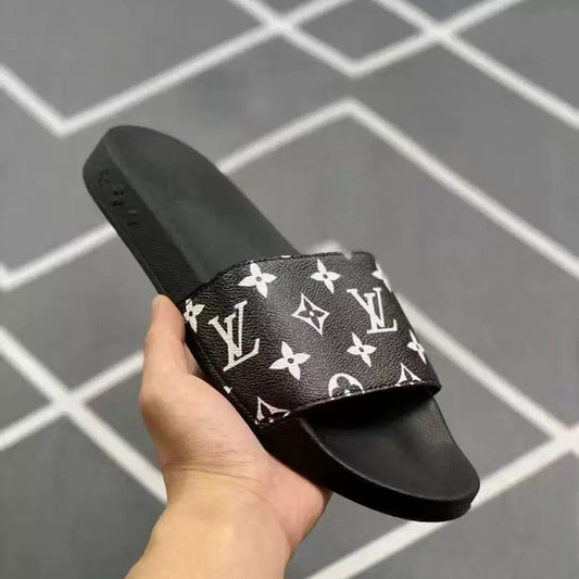 Designer-Inspired Monogram Slides